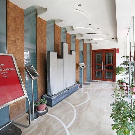 New Hotel Broadway Varanasi Esterno foto
